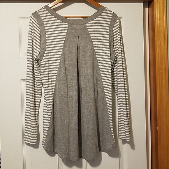 Nwt day trip tunic size M - Picture 3 of 4